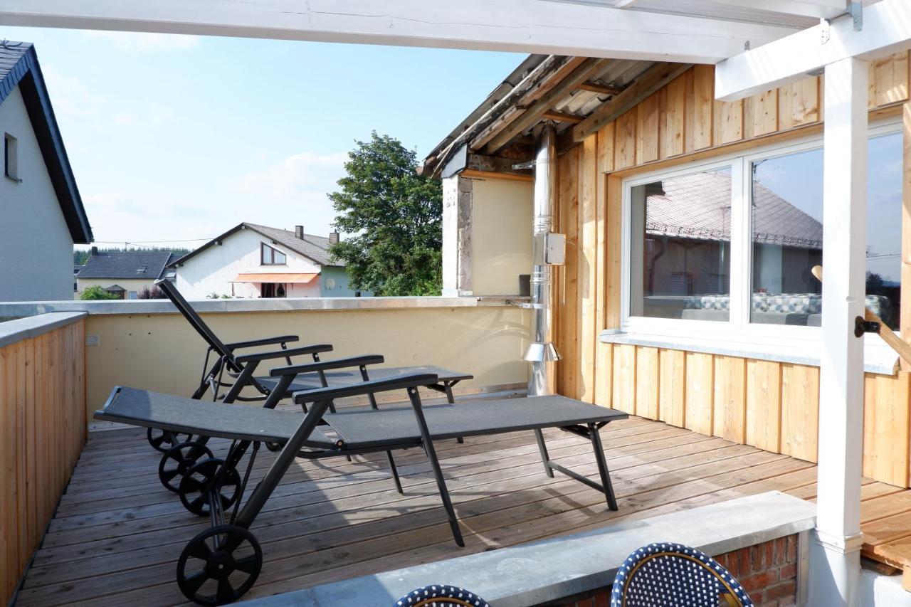 Ferienunterkunft Vulkaneifel - Baltes-Haus Brockscheid 외부 사진